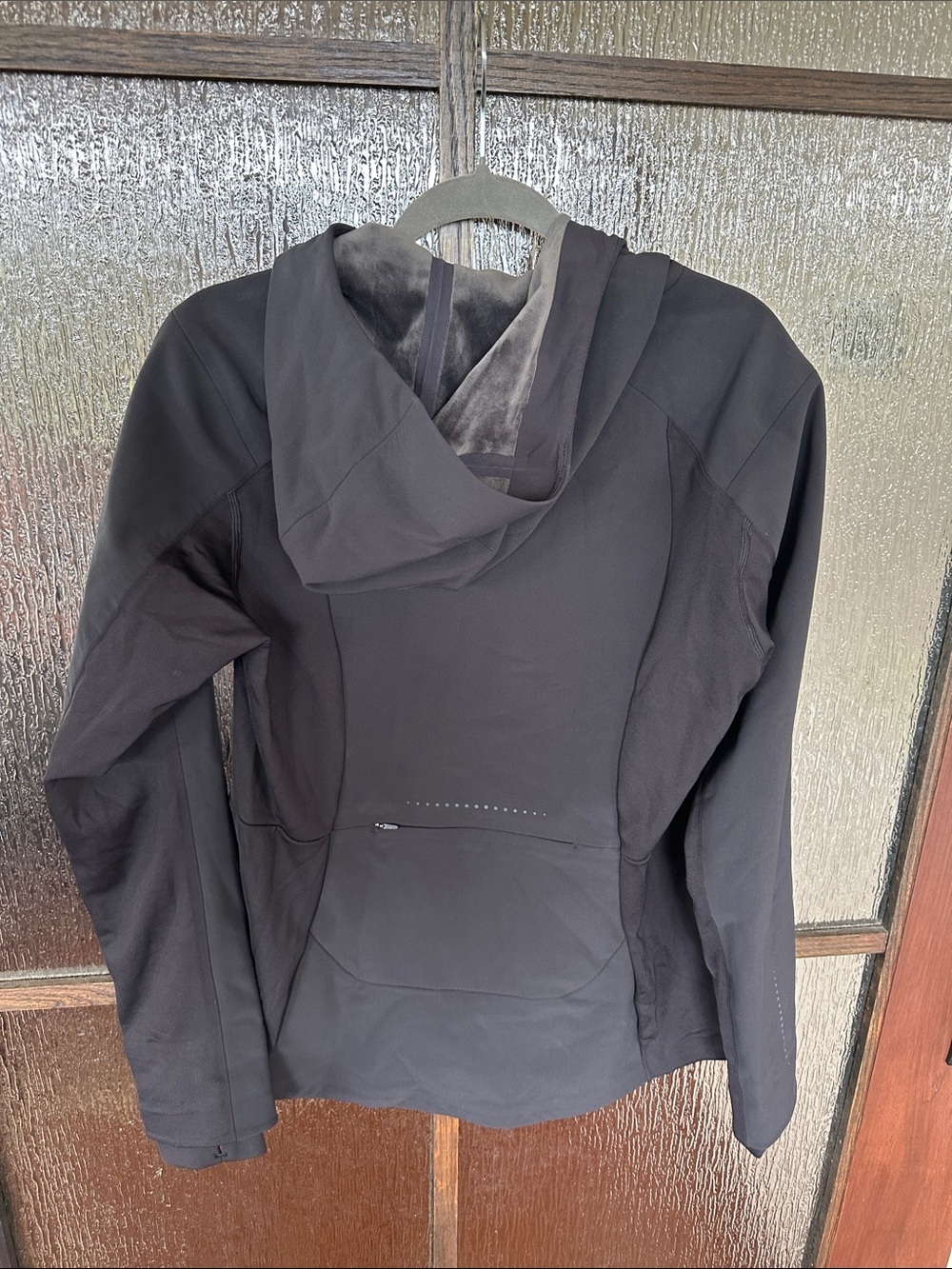 Lululemon Cross Chill Jacket RepelShell Black Woman’s 12 - Picture 8 of 10